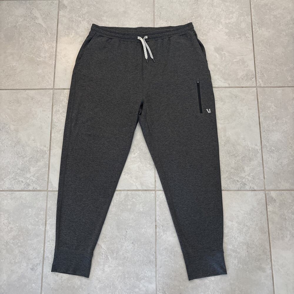 Vuori Sunday Performance Joggers Mens Gray Tapered Sweatpants Zip Pockets 29” In